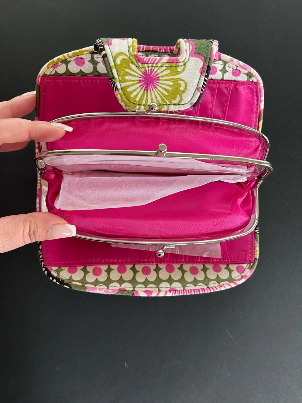 Vera Bradley NWOT Kisslock Tri Fold Large Wallet Olivia Pink - Picture 5 of 7